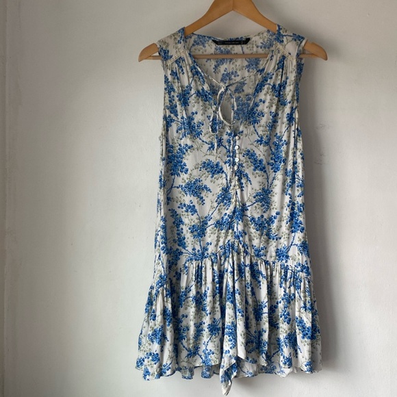 Zara S Floral Romper - Picture 2 of 11
